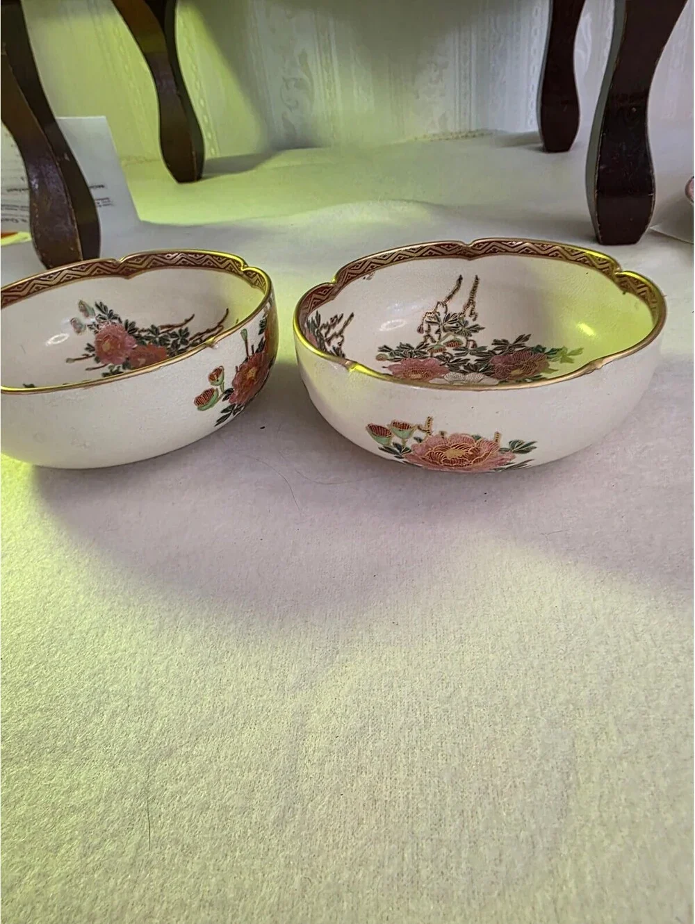 Pair Vintage Japanese Satsuma Style Peony Bowls Crackle Glaze Gold 4.75